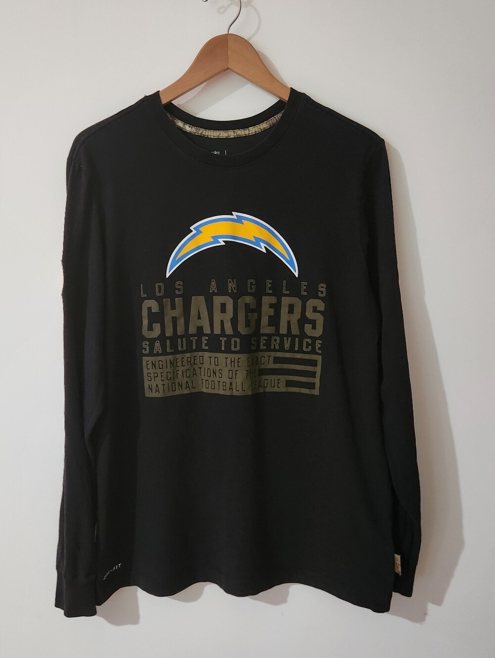 Nike Dri-fit LA Chargers Long Sleeve Tee L